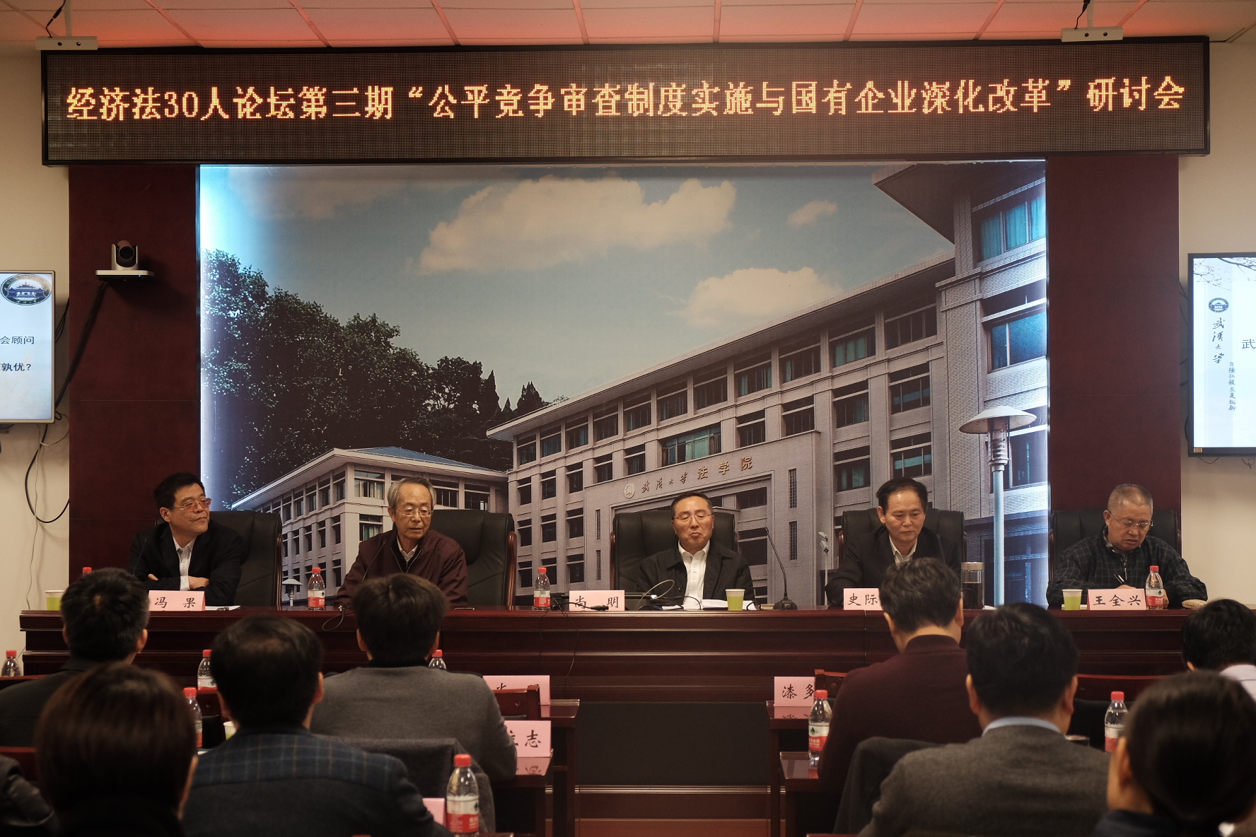 1479967398586695.jpg 1479967398586695.jpg