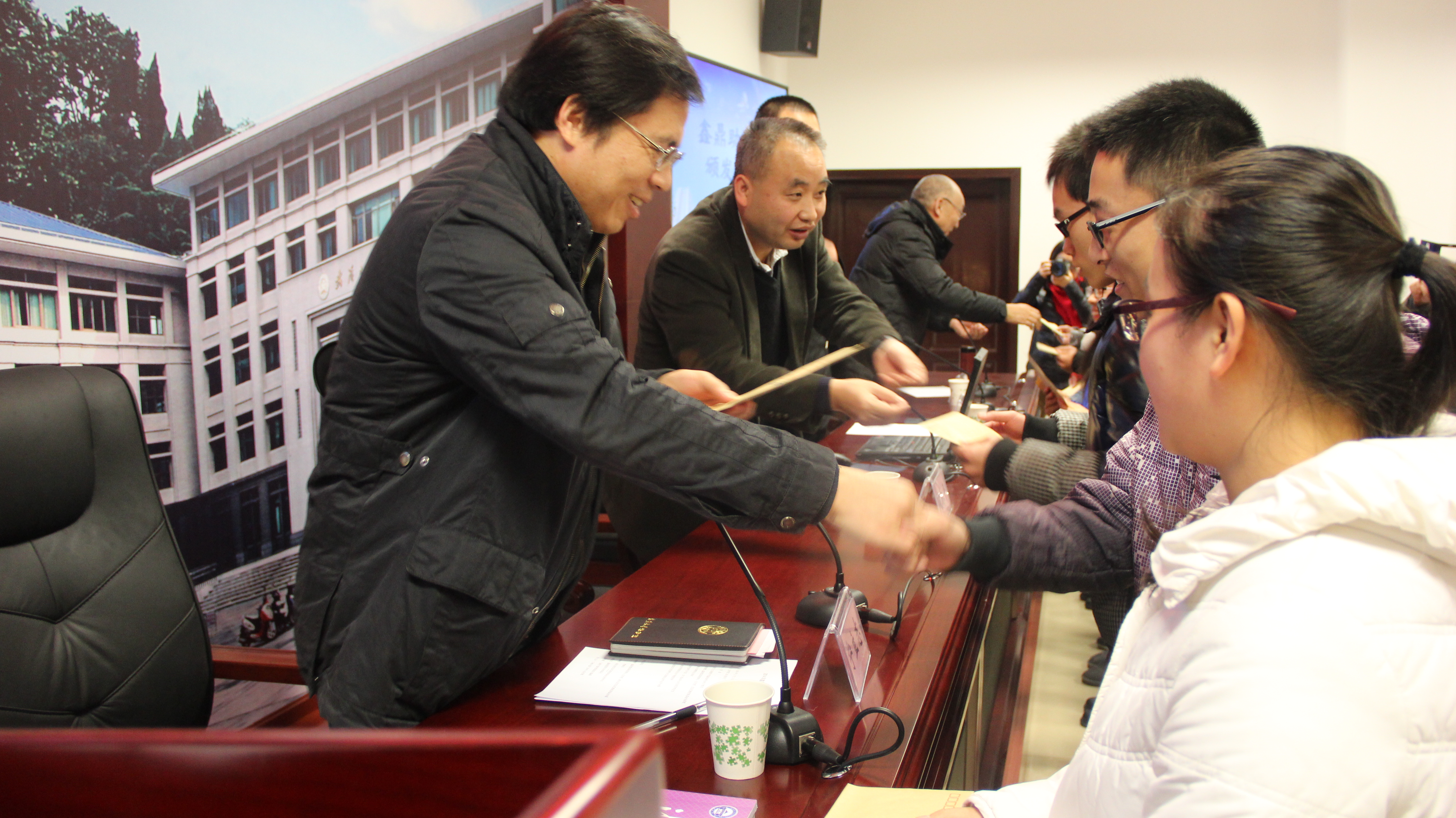 1418613715294165.jpg 1418613715294165.jpg