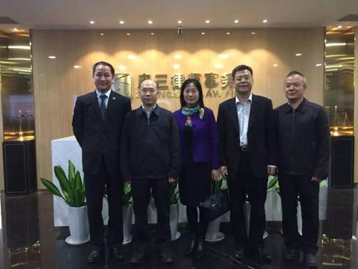 1523866820733648.jpg 114358135533976225